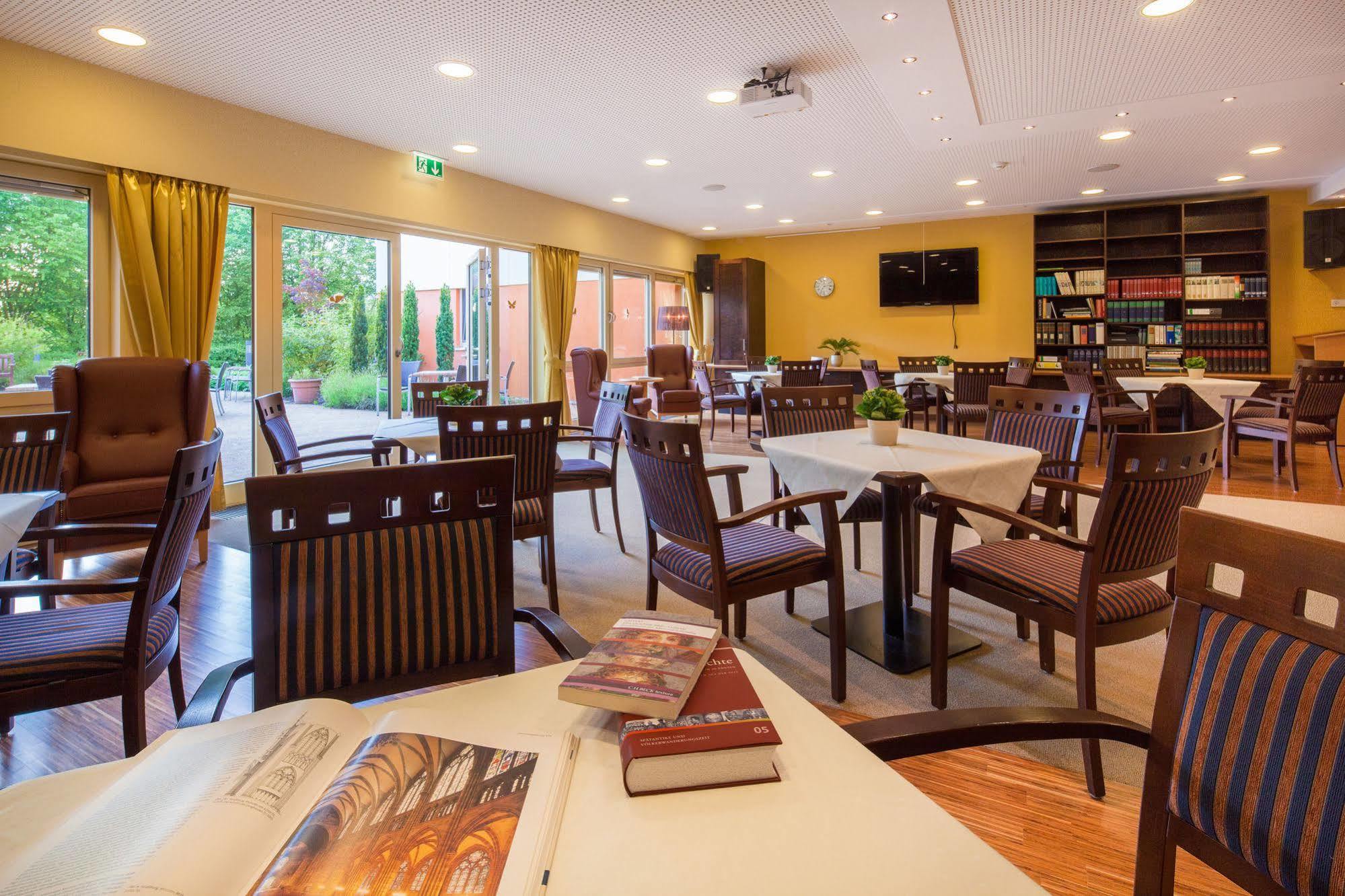 Gda Hotel Goettingen Екстер'єр фото
